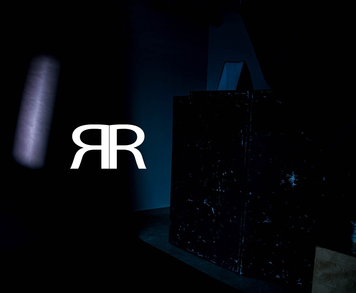 Dark marble RR monogram